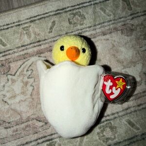 NWT beanie baby Ty eggbert Yellow Chick in White Egg Plush